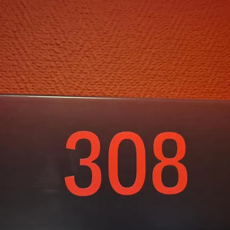 Private At Building Апартаменты