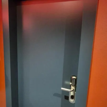 Apartment Private At Building