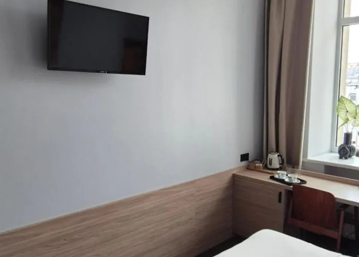 Apartament Private At Building