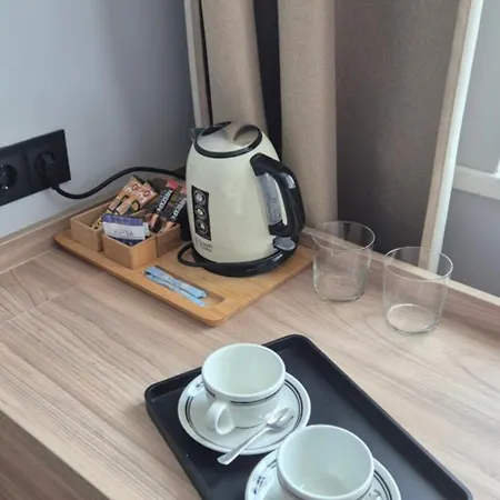 Private At Building Apartment *